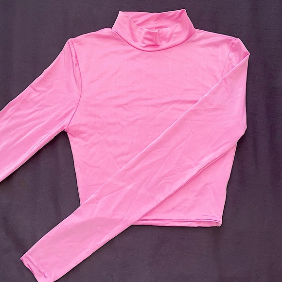 Urban Planet Pink Long Sleeve Crop Top - Picture 1 of 6
